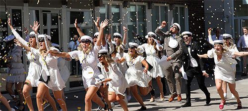 Studentfirande under tält – hyra partytält i Göteborg