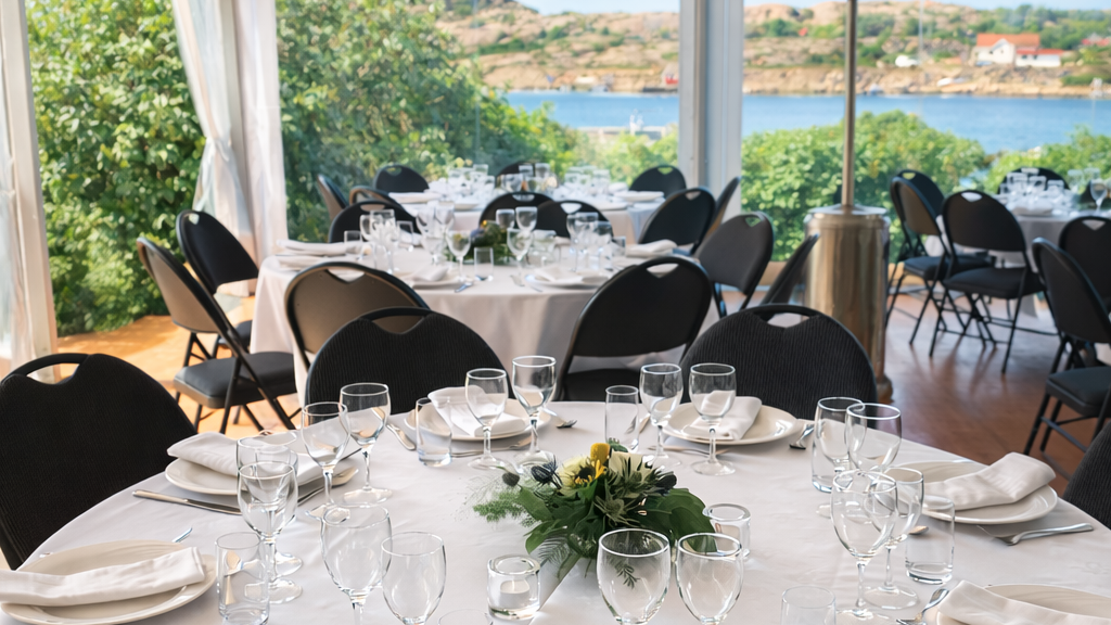 Hyra möbler – bord, stolar och loungemöbler för fest och event i Göteborg