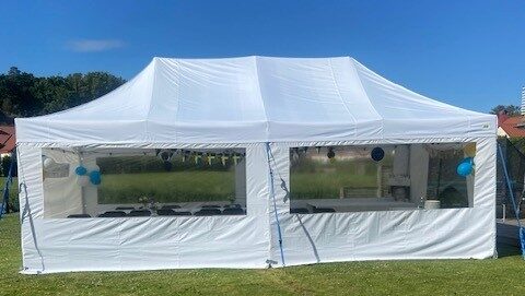 Popup-tält 4x8 meter för större event - tältuthyrning i Göteborg